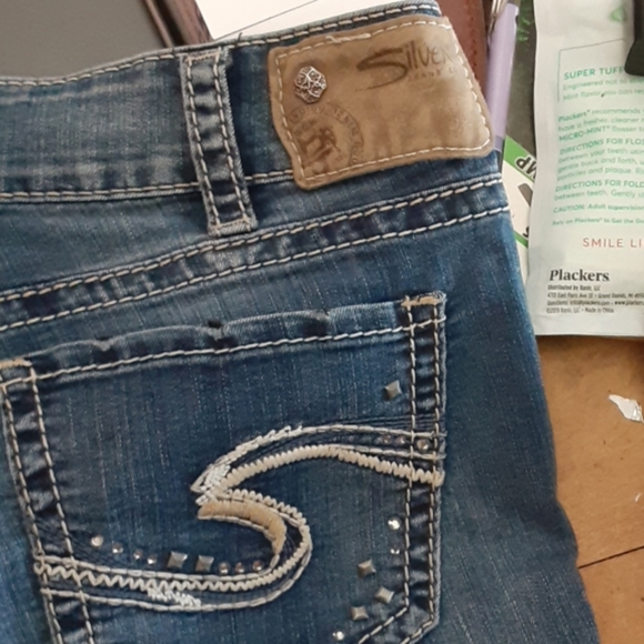 Silver  Jeans - Picture 5 of 8